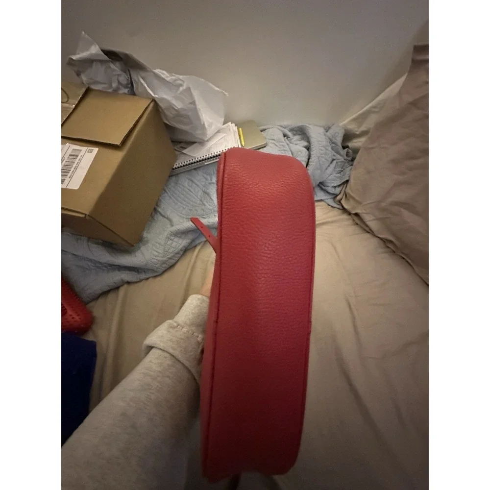 Coach Hobo Style Red - Picture 9 of 10